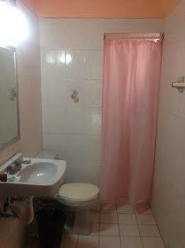 Hotel Gallo Rubio กัวดาลาฮารา ภายนอก รูปภาพ